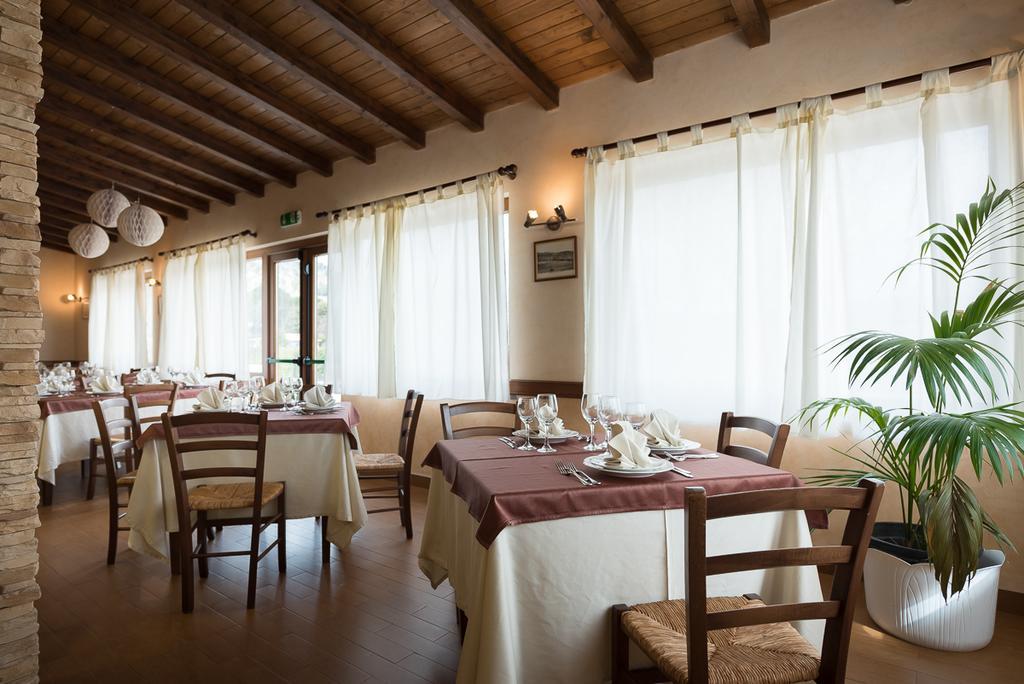 Valle Himara Guest House เปียนาเดยีอัลบาเนซี ภายนอก รูปภาพ