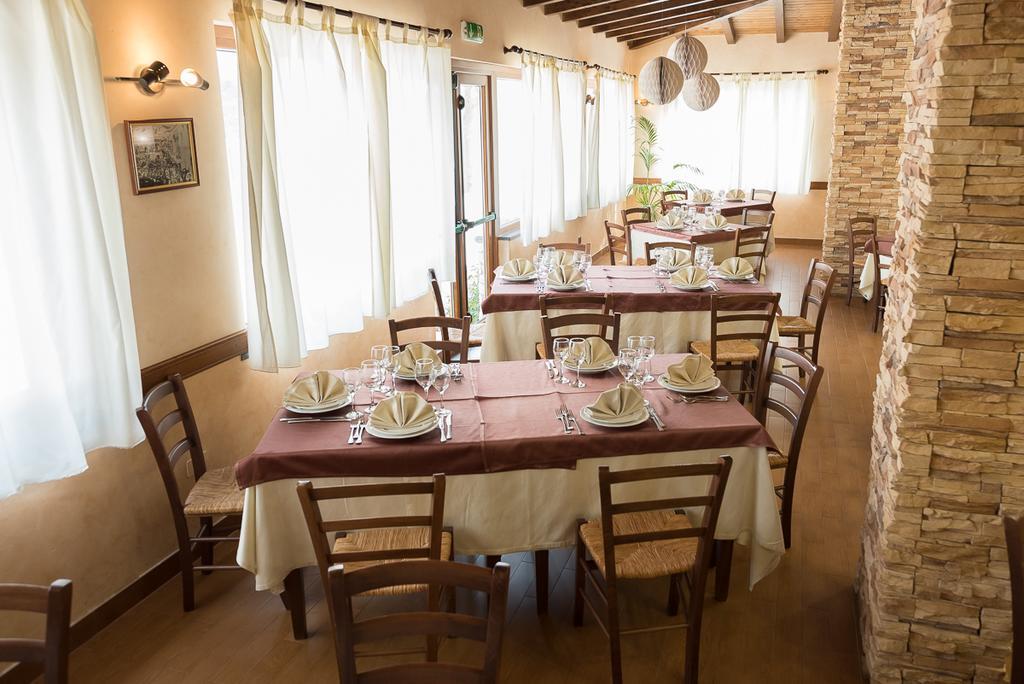Valle Himara Guest House เปียนาเดยีอัลบาเนซี ภายนอก รูปภาพ