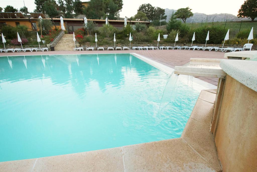 Valle Himara Guest House เปียนาเดยีอัลบาเนซี ภายนอก รูปภาพ