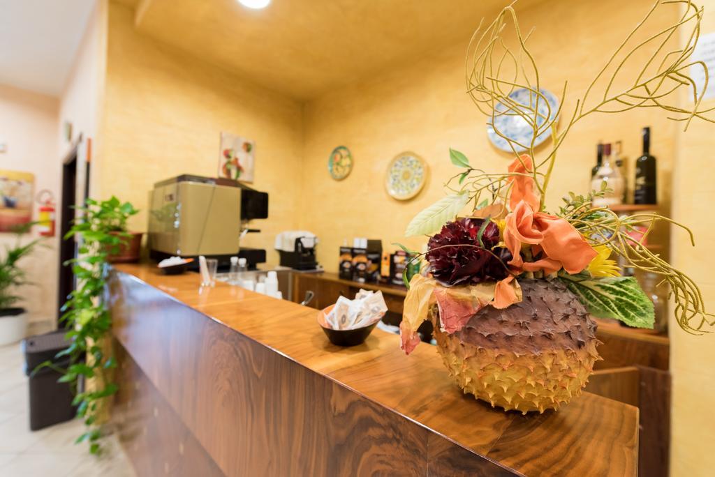 Valle Himara Guest House เปียนาเดยีอัลบาเนซี ภายนอก รูปภาพ