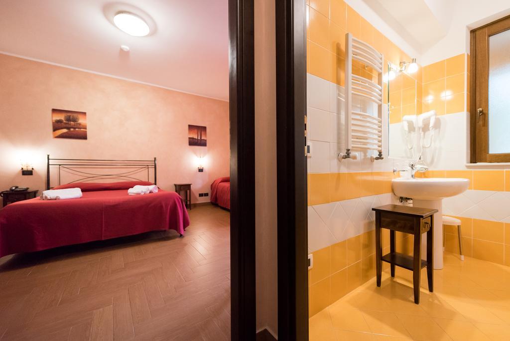 Valle Himara Guest House เปียนาเดยีอัลบาเนซี ภายนอก รูปภาพ