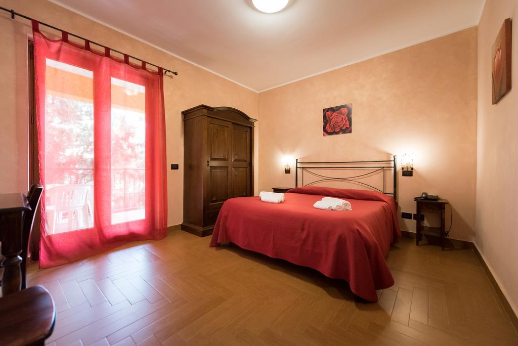 Valle Himara Guest House เปียนาเดยีอัลบาเนซี ภายนอก รูปภาพ